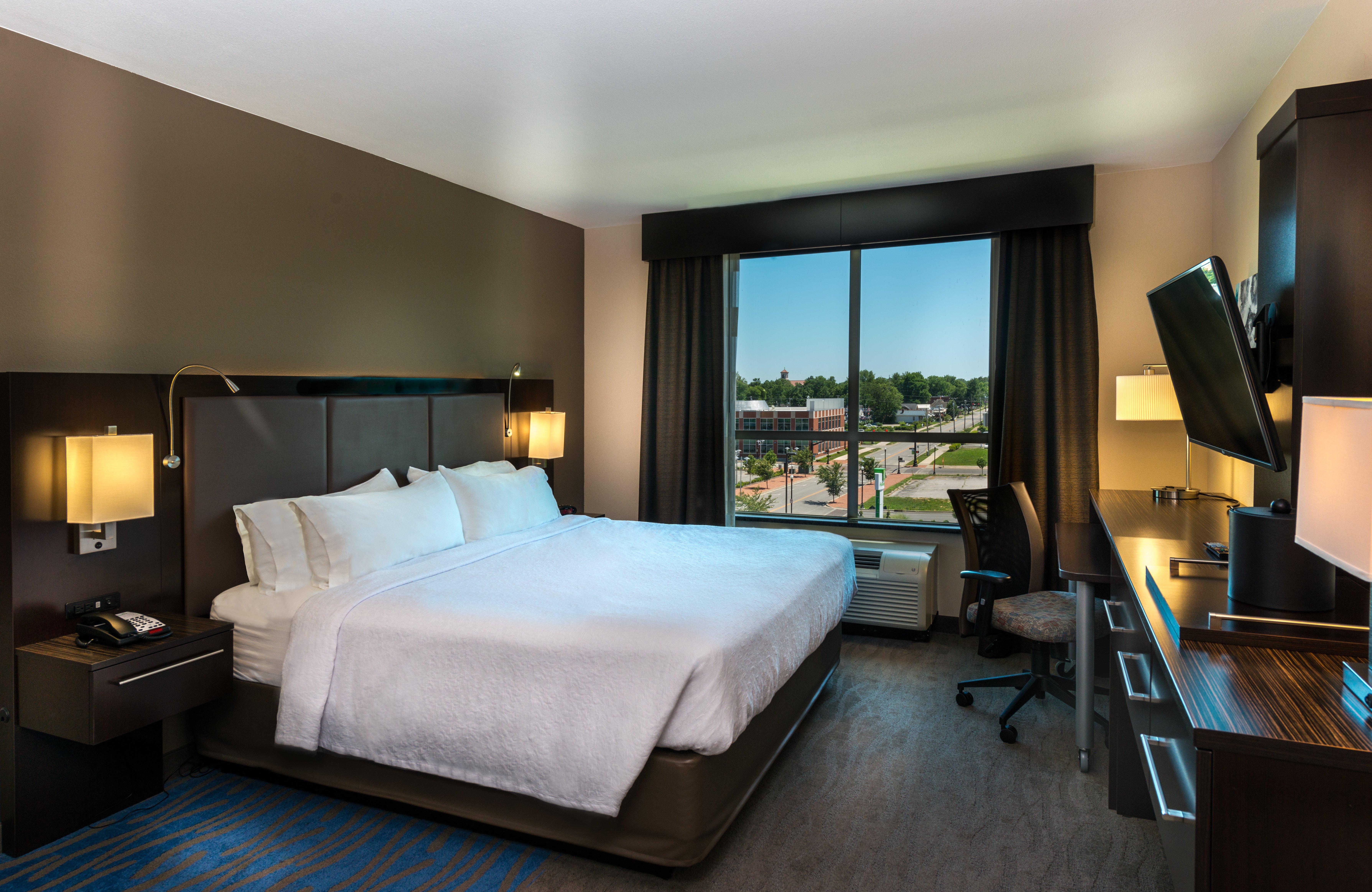 Riverfront By Ihg 3*