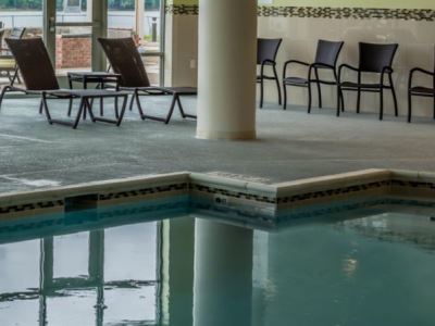 Hotel Riverfront By Ihg 3*